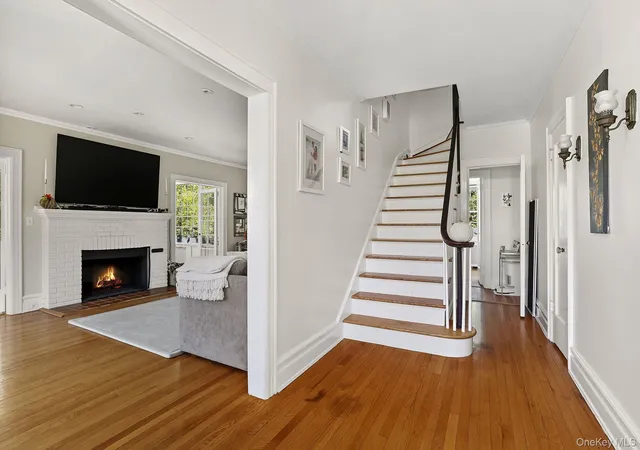 Photo 3 of Sale Pending at 126 N Broadway, White Plains, NY 10603 | MLS# 914461 | Listing updated on 2025-11-26