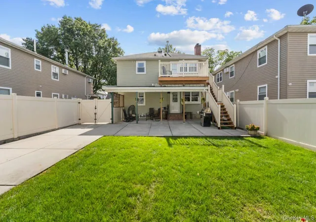 Photo 3 of Sale Pending at 14224 250th St, Rosedale, NY 11422 | MLS# 915659 | Listing updated on 2026-01-18