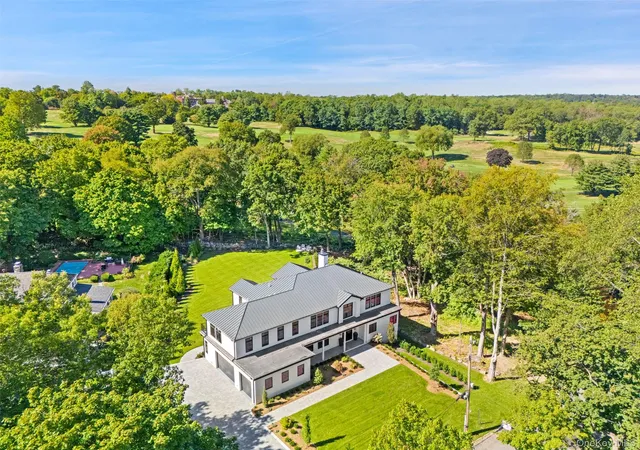 3rd image of 11 Boxwood Ln, Rye, NY 10580 | MLS# 915702