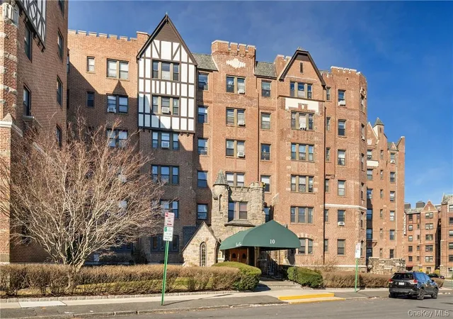 Photo 1 of Sale Pending at 10 Nosband Ave #1C, White Plains, NY 10605 | MLS# 915815 | Listing updated on 2026-09-19