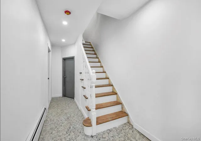 4th image of 2445 Lurting Ave, Bronx, NY 10469 | MLS# 915852
