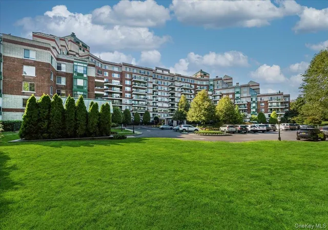 Condominium at 100 Hilton Ave #907, Garden City, NY 11530 | MLS# 915993 |  | Sold on 2026-02-05