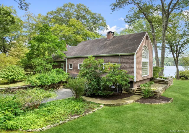 Photo 3 of Sale Pending at 93 Cross Pond Rd, Pound Ridge, NY 10576 | MLS# 916235 | Listing updated on 2026-04-03