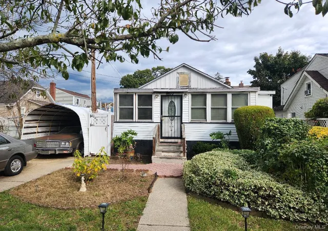 2nd image of 10 Sheridan Pl, Roosevelt, NY 11575 | MLS# 916255