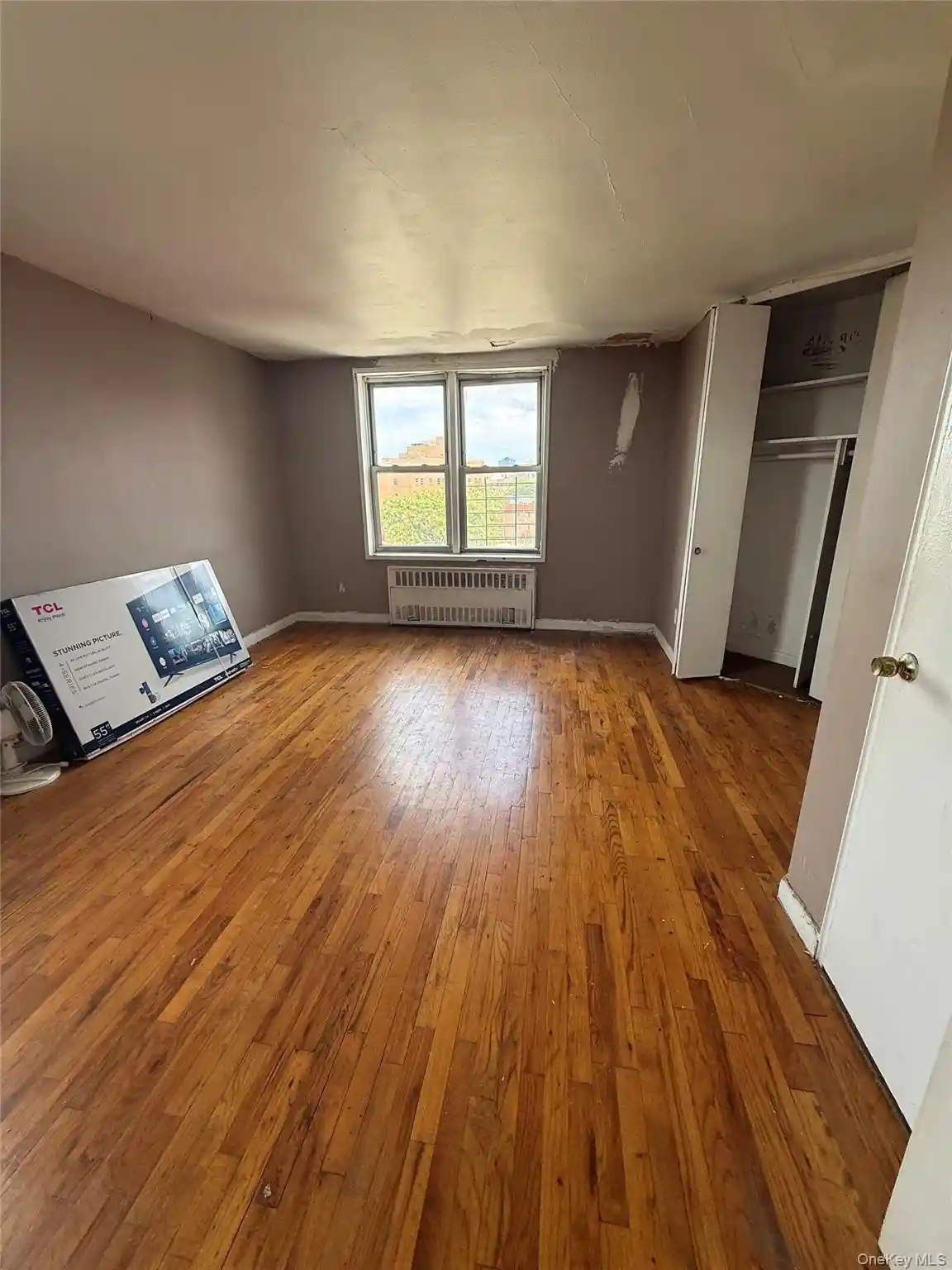 Listing Photo 1 - Condo for sale in 86-16 60th Ave located at 86-16 60th Ave, New York, NY 11373 - Unit #4L