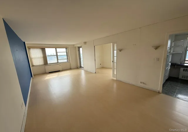 3rd image of 555 Kappock St #11P, Bronx, NY 10463 | MLS# 916866