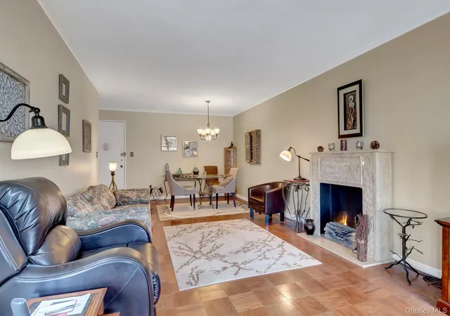 Photo 4 of Sale Pending at 700 Shore Rd #4K, Long Beach, NY 11561 | MLS# 917035 | Listing updated on 2026-08-18