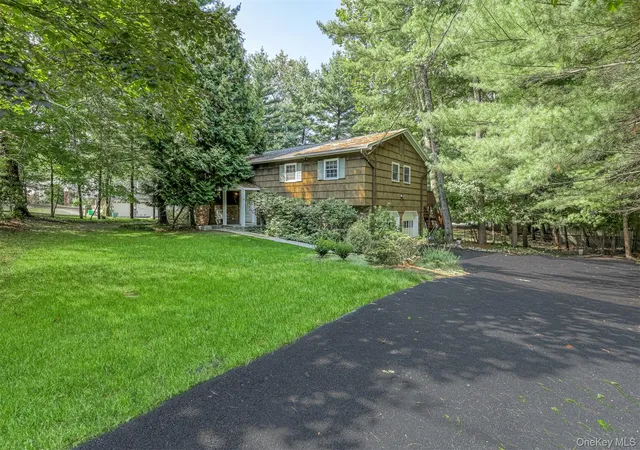 Photo 2 of Sale Pending at 19 Mary Beth Dr, Airmont, NY 10901 | MLS# 917258 | Listing updated on 2026-06-20
