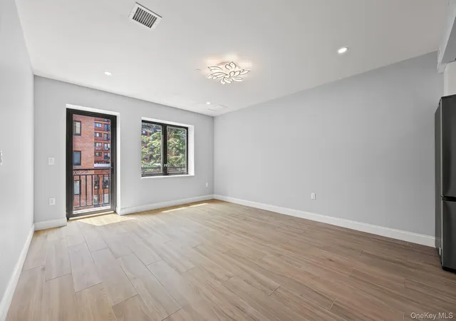 2nd image of 13225 41st Ave #3A, Flushing, NY 11355 | MLS# 917363