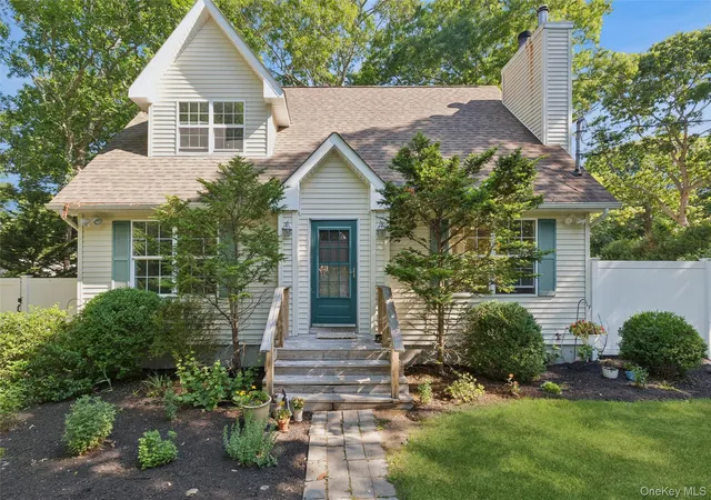 Homes for sale in Southampton, NY | 32 Atlantic Ave, Southampton, NY 11946 | MLS# 917538