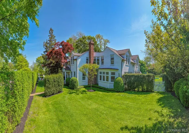 1st image of 46 Bellport Ln, Bellport, NY 11713 | MLS# 917938