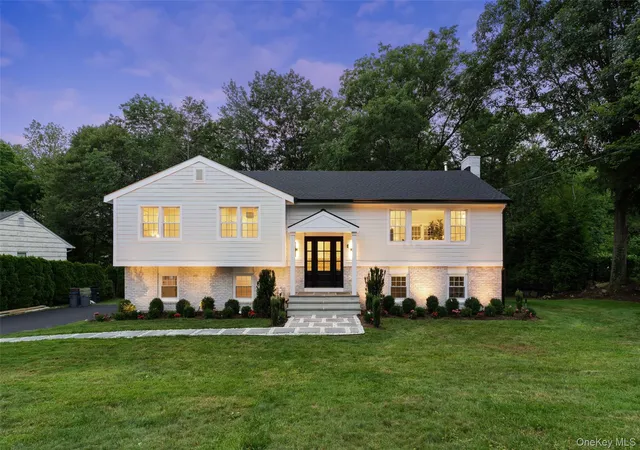 Photo 1 of Single family home for sale at 121 Duxbury Rd, Purchase, NY 10577 | MLS# 918375 | Listing updated on 2026-07-26
