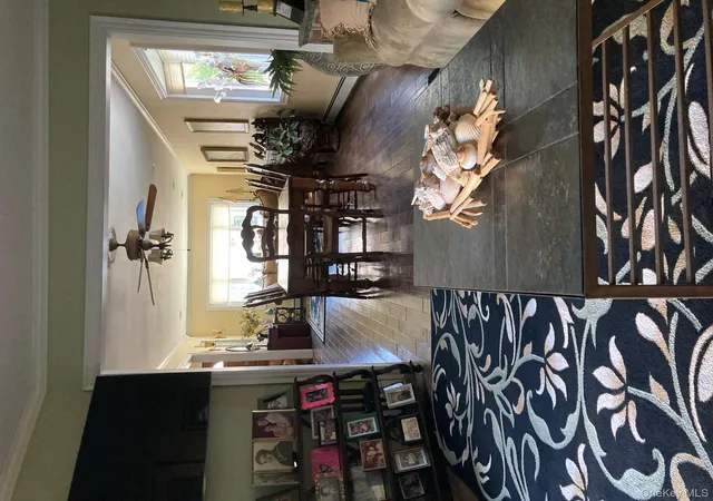 Photo 3 of Single family home for sale at 87 Armour St, Long Beach, NY 11561 | MLS# 918430 | Listing updated on 2025-10-11