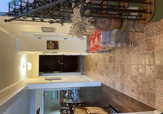 Photo 3 of Single family home for sale at 87 Armour St, Long Beach, NY 11561 | MLS# 918430 | Listing updated on 2025-10-11