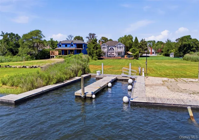 Photo 2 of Single family home for sale at 26 Sunset Ave, Southampton, NY 11942 | MLS# 918599 | Listing updated on 2026-08-30
