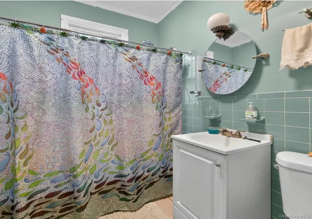 Photo 2 of Multi family home for sale at 839 E 228th Street, New York, NY 10466 | MLS# 918701 | Listing updated on 2026-07-28