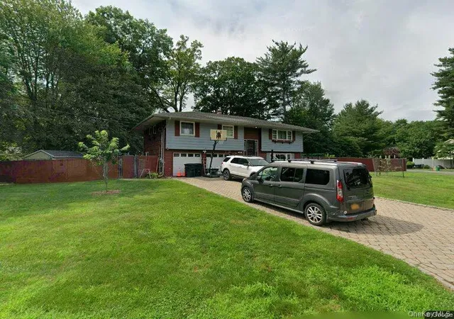 10th image of 17 Forestdale Rd, Spring Valley, NY 10977 | MLS# 918756