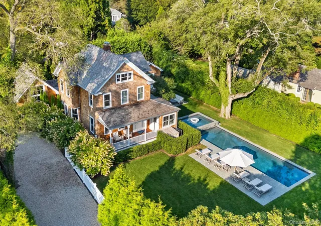 Photo 2 of Sale Pending at 44 Buell Ln, East Hampton, NY 11937 | MLS# 918849 | Listing updated on 2026-09-19