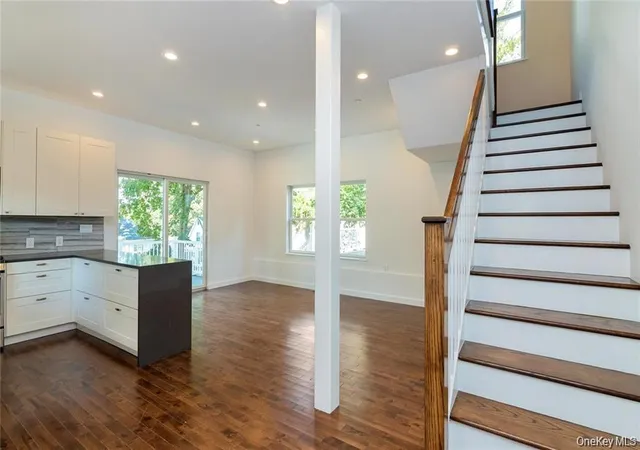 Photo 3 of Multi family home for sale at 51 High St, Tarrytown, NY 10591 | MLS# 918891 | Listing updated on 2026-09-12