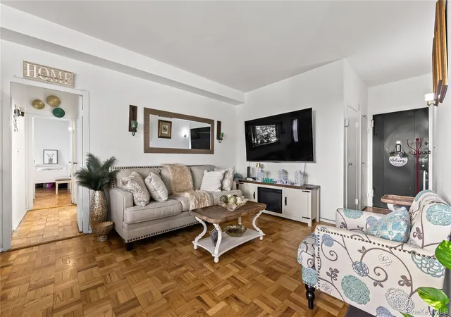Photo 3 of House for sale at 3 Fordham Hl Oval #3C, Bronx, NY 10468 | MLS# 918925 | Listing updated on 2026-09-28