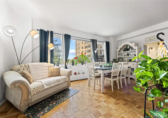 Photo 4 of House for sale at 3 Fordham Hl Oval #3C, Bronx, NY 10468 | MLS# 918925 | Listing updated on 2026-09-28