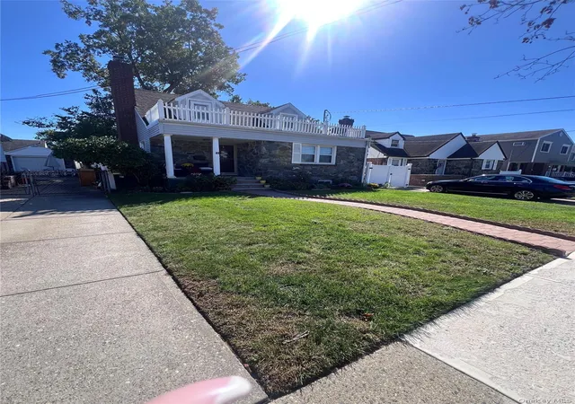 Photo 1 of Sale Pending at 44 Frank St, Valley Stream, NY 11580 | MLS# 919547 | Listing updated on 2025-12-03