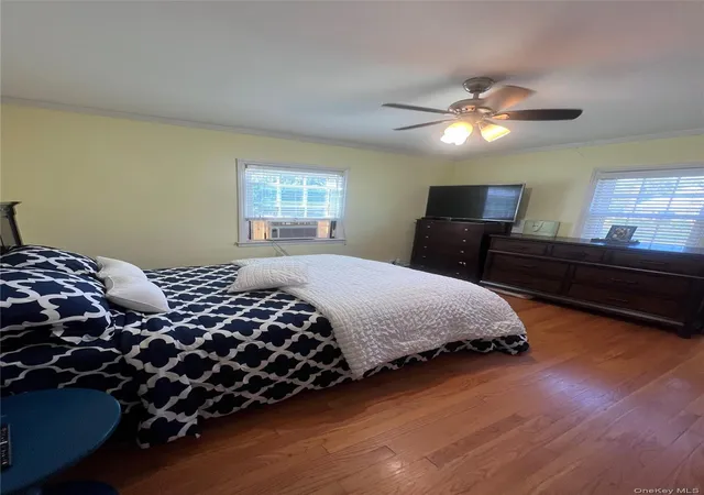 Photo 4 of Sale Pending at 44 Frank St, Valley Stream, NY 11580 | MLS# 919547 | Listing updated on 2025-12-03