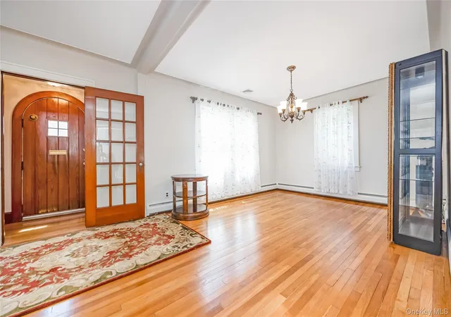 Photo 3 of Single family home for sale at 83 Village Line Rd, Babylon, NY 11702 | MLS# 919627 | Listing updated on 2026-09-26