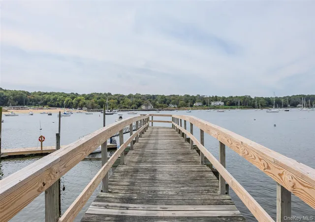 43rd image of 336 Bay Ave, Halesite, NY 11743 | MLS# 919790