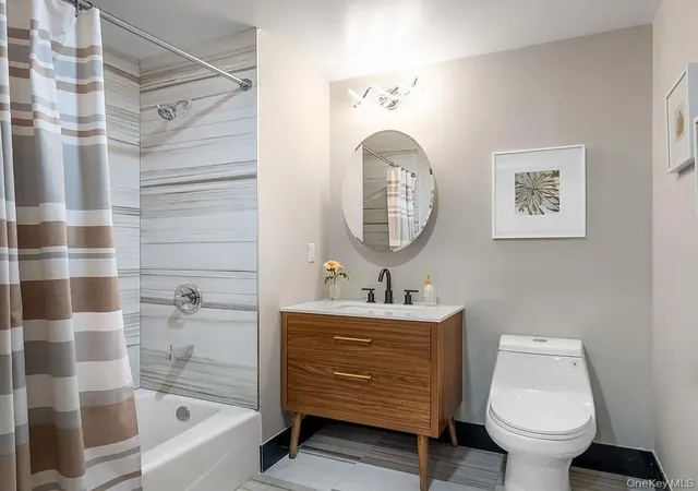 2nd image of 26-15 4Th St, Astoria, NY 11102