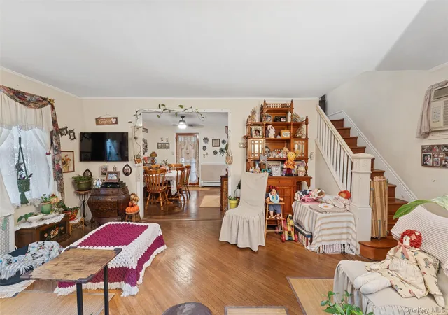 Photo 2 of Single family home for sale at 128 Fairfield St, Hempstead, NY 11581 | MLS# 920908 | Listing updated on 2026-10-07
