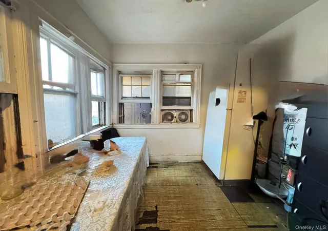 Photo 3 of House for sale at 41-41 Denman St, Elmhurst, NY 11373 | MLS# 921196 | Listing updated on 2025-12-03