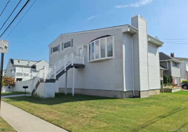 2nd image of 173 Cedar St, Hempstead, NY 11520 | MLS# 921199