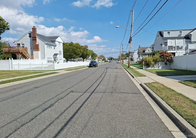 4th image of 173 Cedar St, Hempstead, NY 11520 | MLS# 921199