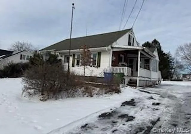 Homes for sale in Warwick (town), NY | 64 Jayne St, Warwick (town), NY 10921 | MLS# 921302