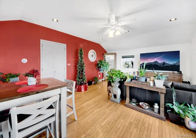 4th image of 6 Edgewater Park #6D, Bronx, NY 10465 | MLS# 921342