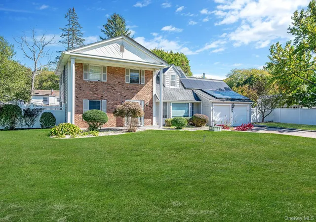 3rd image of 19 Dumond Pl, Coram, NY 11727 | MLS# 921372