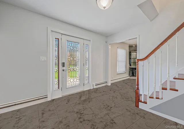 5th image of 19 Dumond Pl, Coram, NY 11727 | MLS# 921372