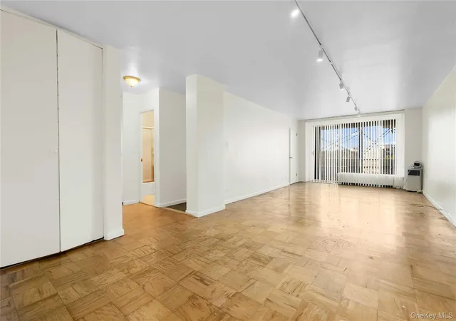 5th image of 6120 Grand Central Pkwy, New York, NY 11375