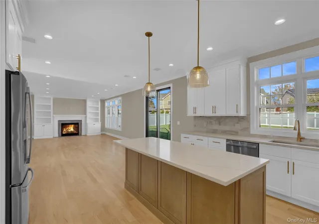 Photo 3 of Sale Pending at 1540 Spring St, East Meadow, NY 11554 | MLS# 921840 | Listing updated on 2026-04-14