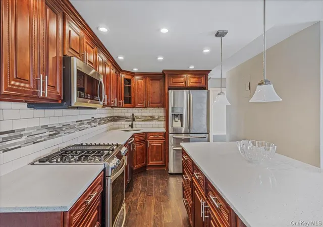 Photo 2 of Condo for sale at 18 15 215th Street #10 P, Bayside, NY 11360 | MLS# 922106 | Listing updated on 2026-10-01