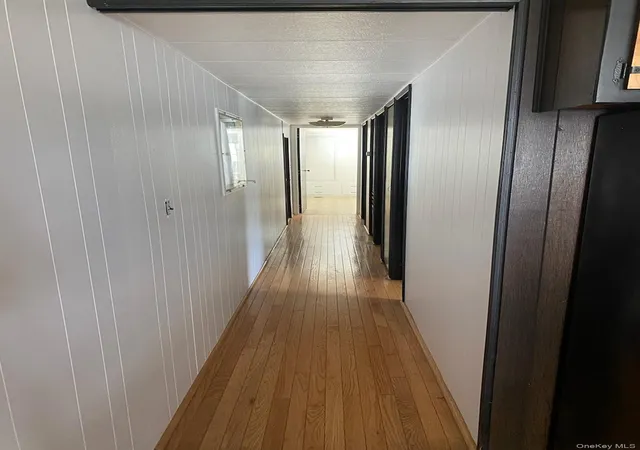 5th image of 1661 Old Country Rd #308, Riverhead, NY 11901 | MLS# 922155