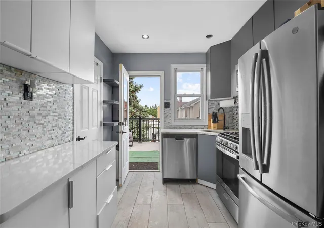 4th image of 3215 Randall Ave, Bronx, NY 10465 | MLS# 922474