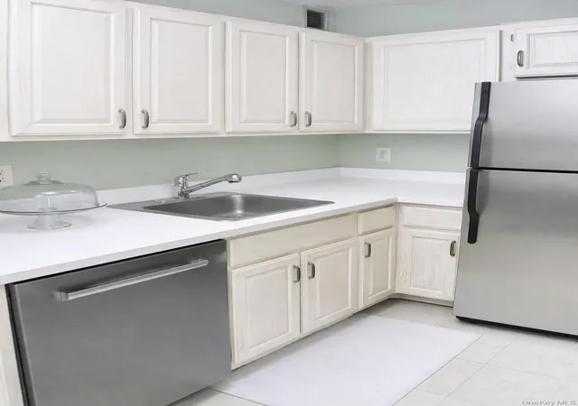 Homes for sale in New York, NY | 1919 Madison Ave #202, New York, NY 10035 | MLS# 922666