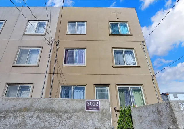 5th image of 3012 Seagirt Ave, Far Rockaway, NY 11691 | MLS# 923331