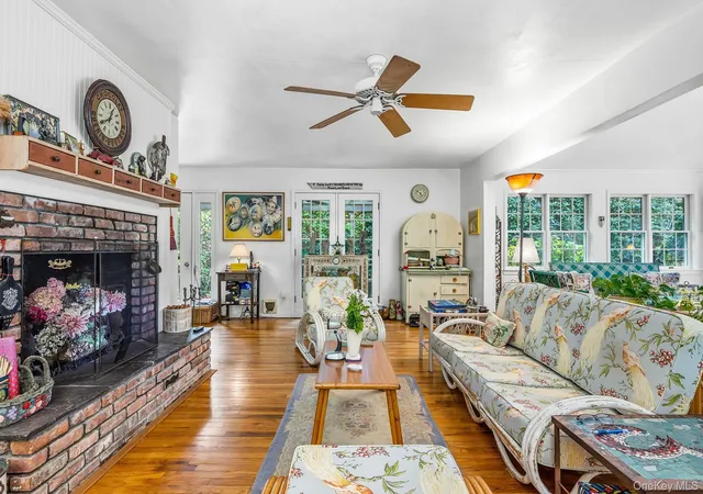 4th image of 50 Barnes Hole Rd, East Hampton, NY 11937 | MLS# 923384
