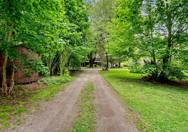 3rd image of 1780 Strawberry Rd, Mohegan Lake, NY 10547 | MLS# 923391