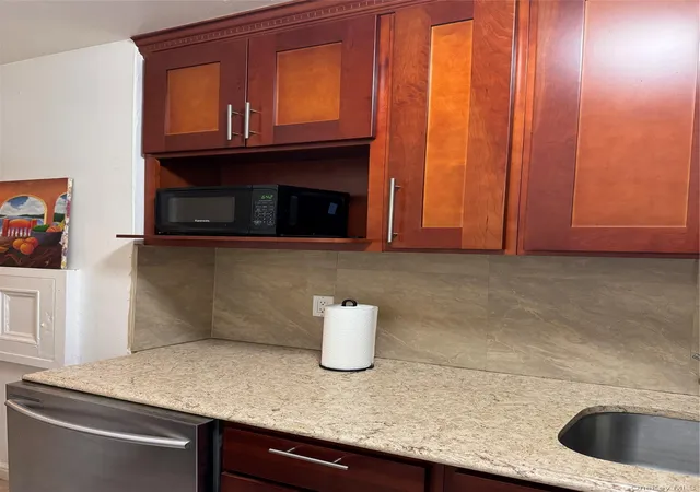 5th image of 141-17 78 Rd #1O, New York, NY 11367 | MLS# 923494