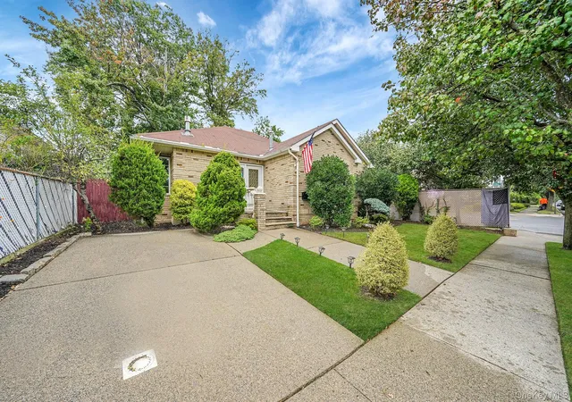 1st image of 155 Bathgate St, Staten Island, NY 10312 | MLS# 923691