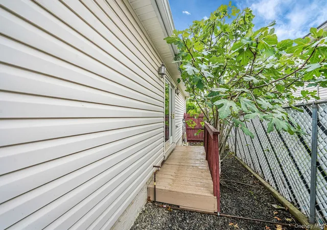 5th image of 155 Bathgate St, Staten Island, NY 10312 | MLS# 923691